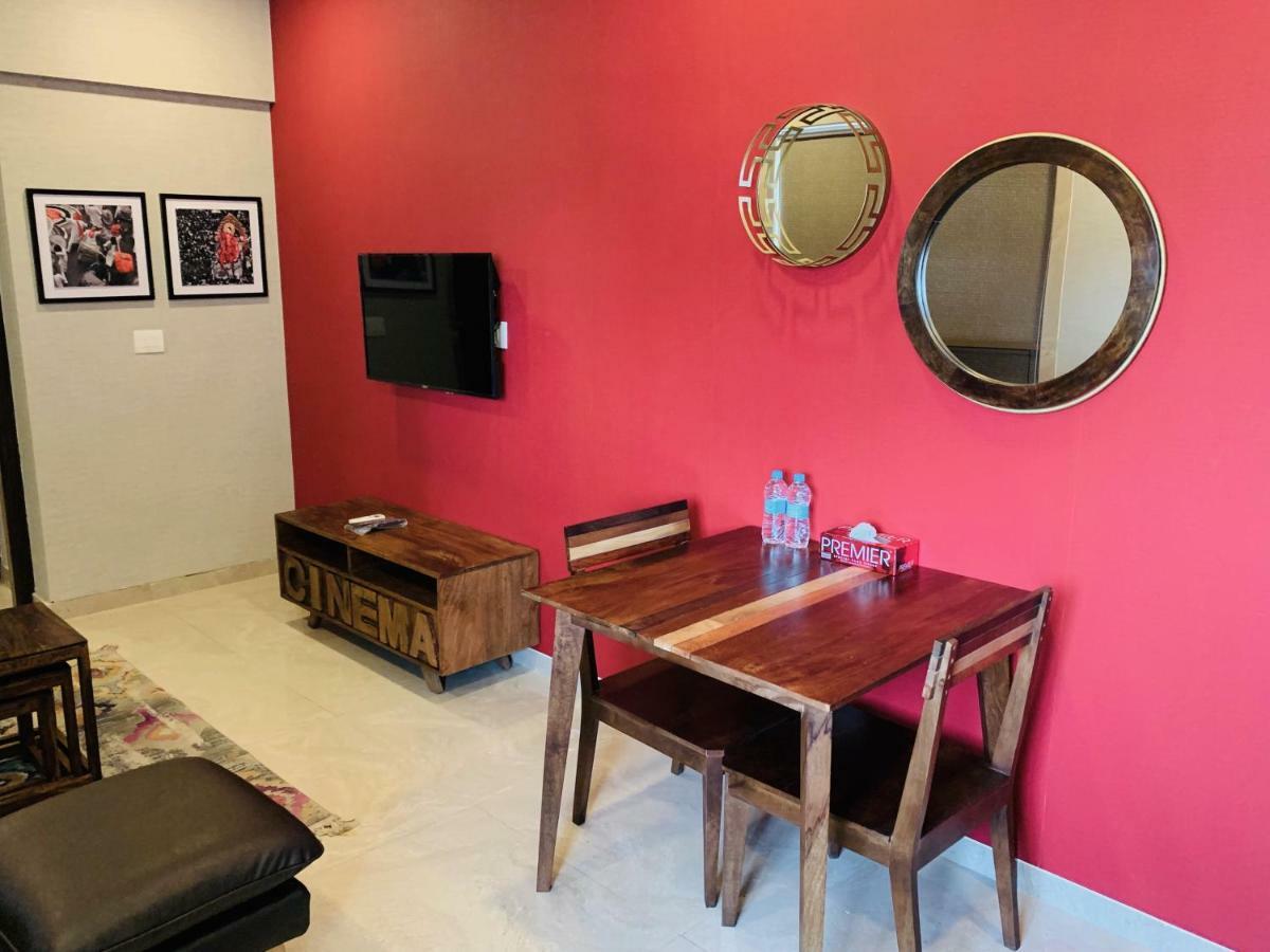 Theory9 Premium Service Apartments Khar Mumbai Exterior foto